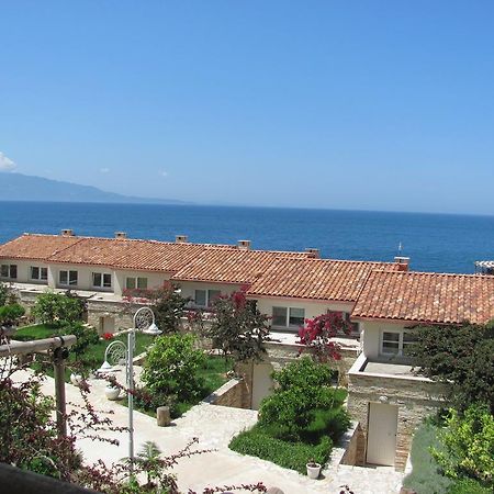 Sea Breeze Apartment Bougainville Bay Sarandë Exterior foto