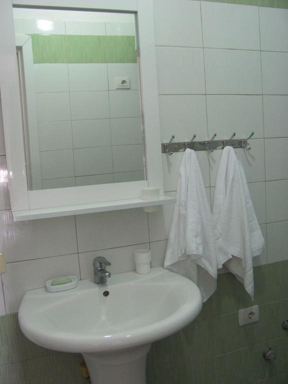 Sea Breeze Apartment Bougainville Bay Sarandë Exterior foto