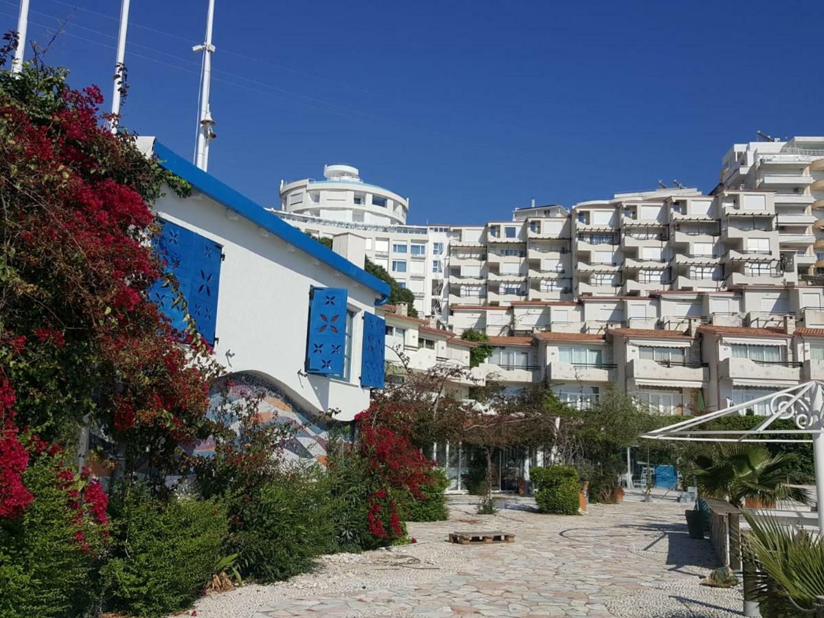 Sea Breeze Apartment Bougainville Bay Sarandë Exterior foto